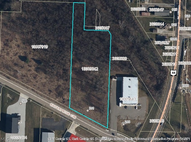 V/l Enterprise Circle Louisville OH 44641