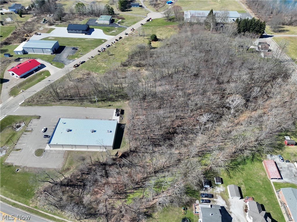 V/l Enterprise Circle Louisville OH 44641