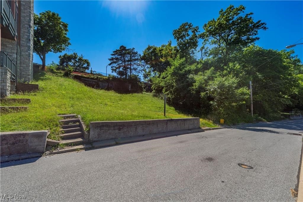 19204 Frazier Drive Rocky River OH 44116