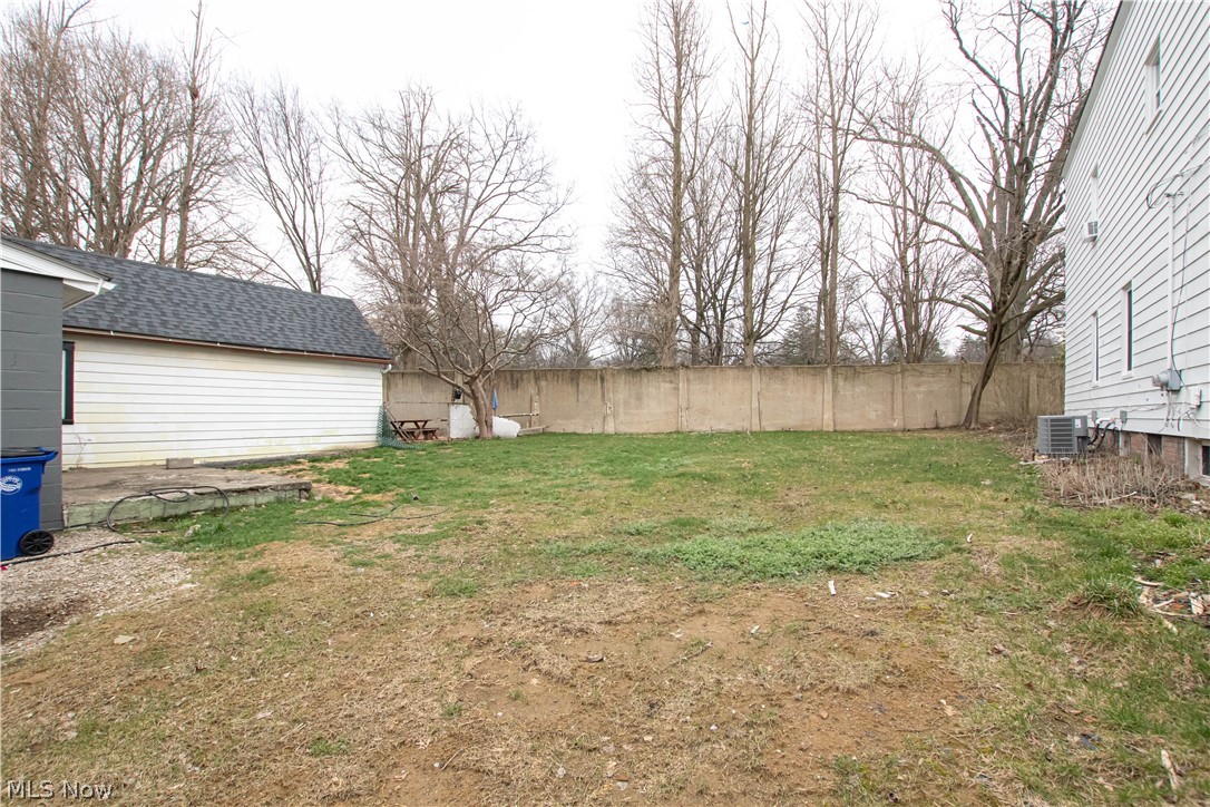 1915 E 123rd Street Cleveland OH 44106