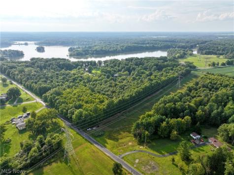 Oyster Road North Benton OH 44601