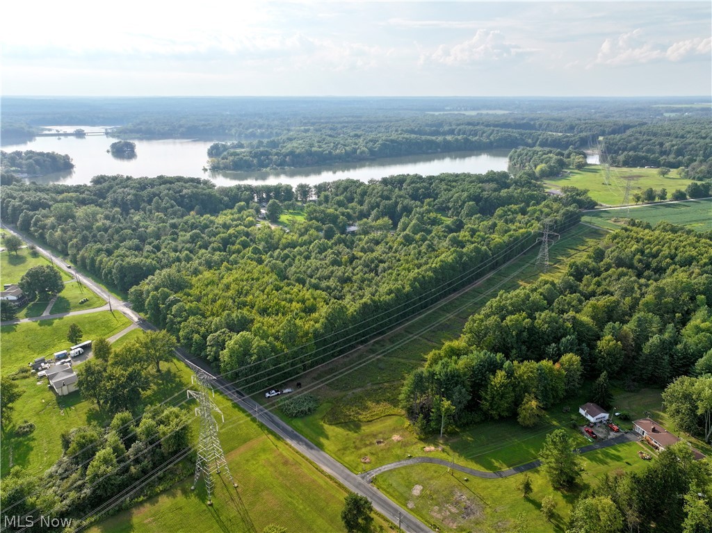 Oyster Road North Benton OH 44601