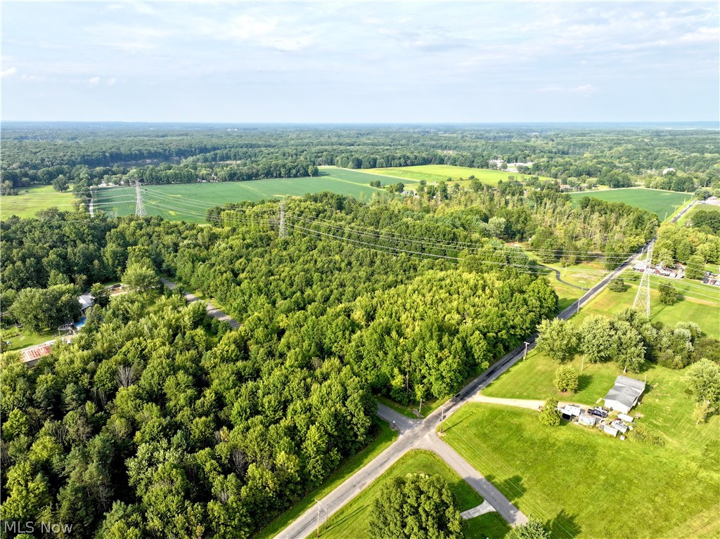 Oyster Road North Benton OH 44601