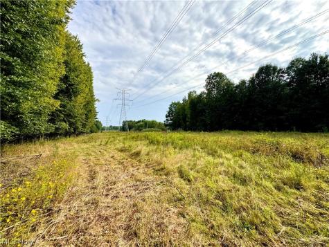 Oyster Road North Benton OH 44601