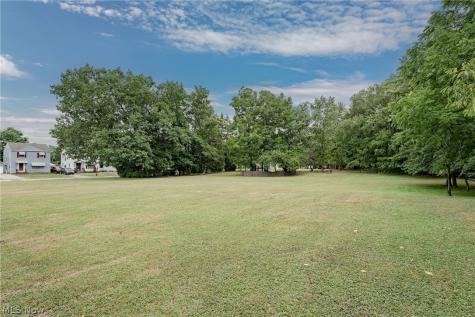 5570 Dunham Road Maple Heights OH 44137