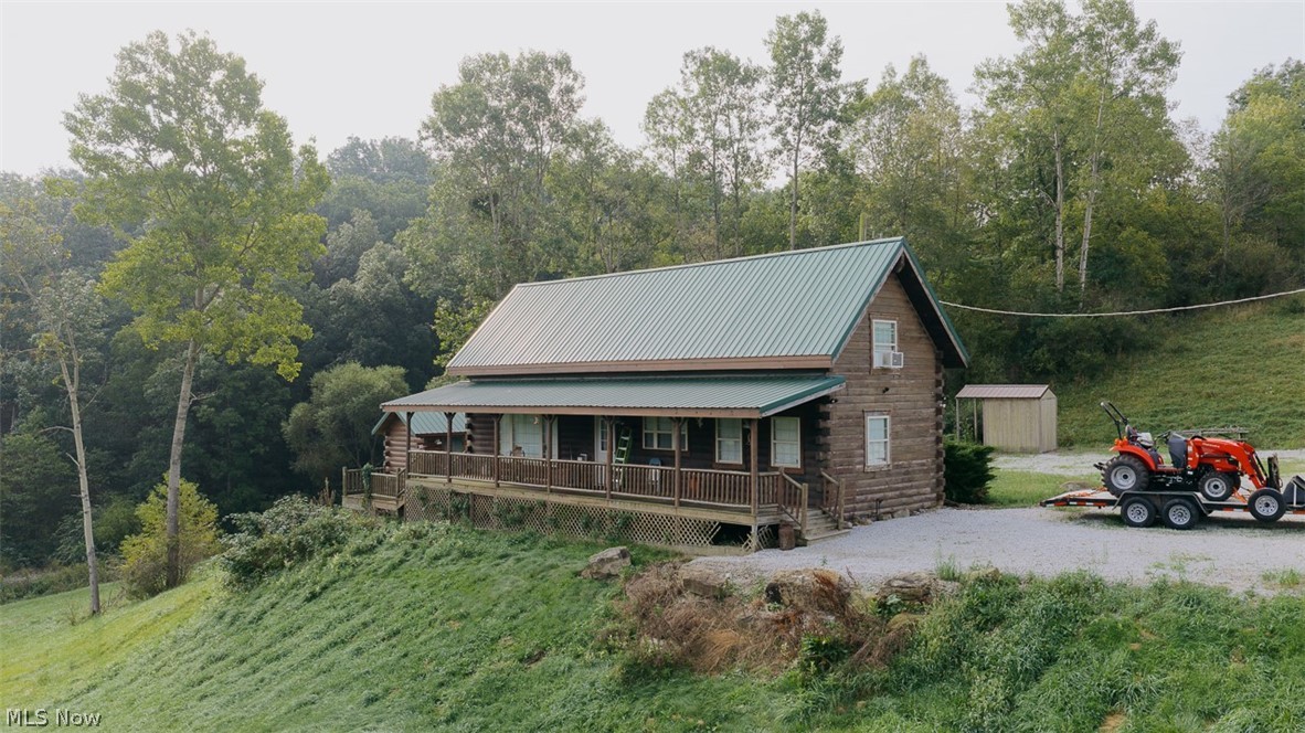 1258 Panda Road SE Carrollton OH 44615