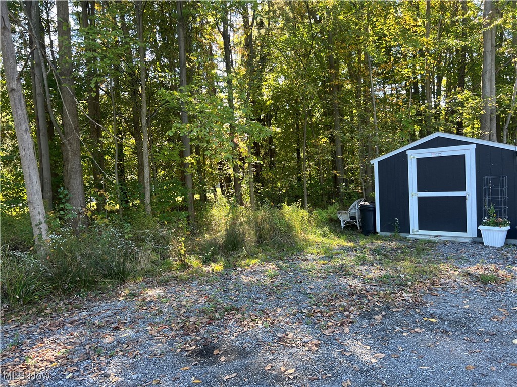8625 Bainbridge Road Chagrin Falls OH 44023