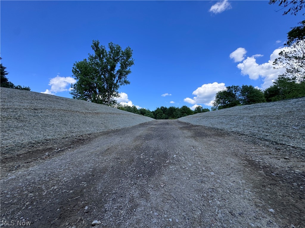 V/l 2 Chillicothe Road Novelty OH 44072