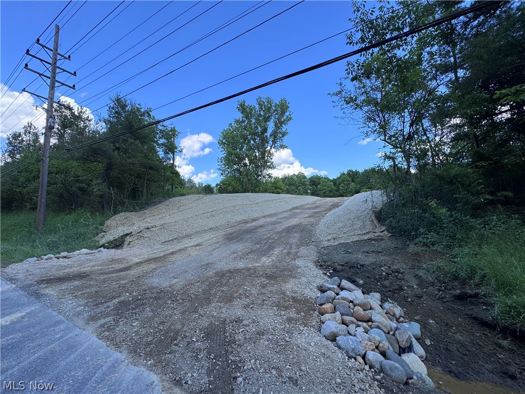 V/l 2 Chillicothe Road Novelty OH 44072