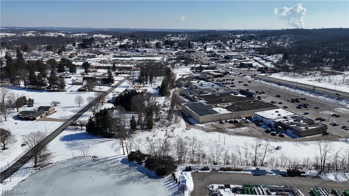 48661 Lakeview Circle East Liverpool OH 43920