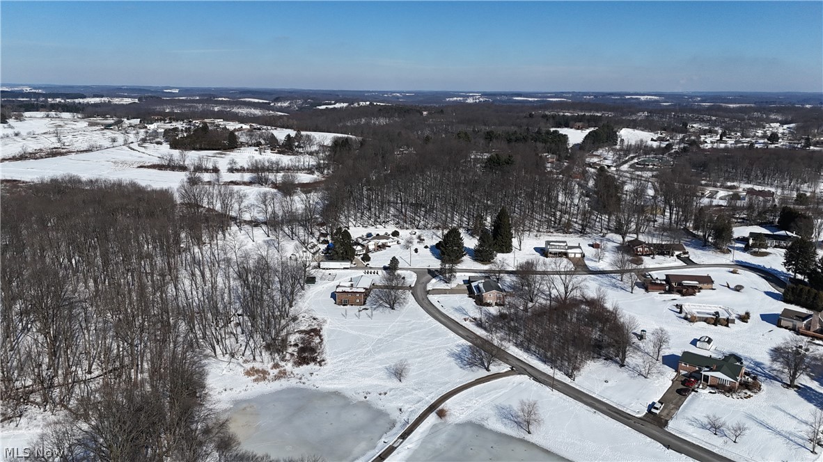 48661 Lakeview Circle East Liverpool OH 43920