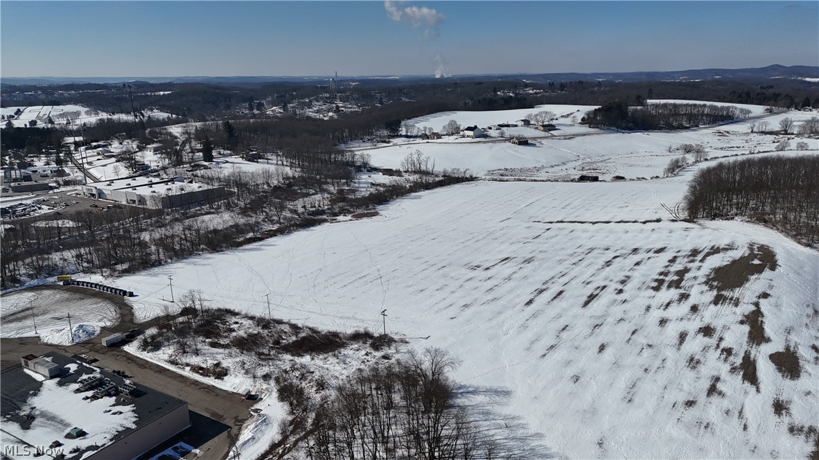 48661 Lakeview Circle East Liverpool OH 43920