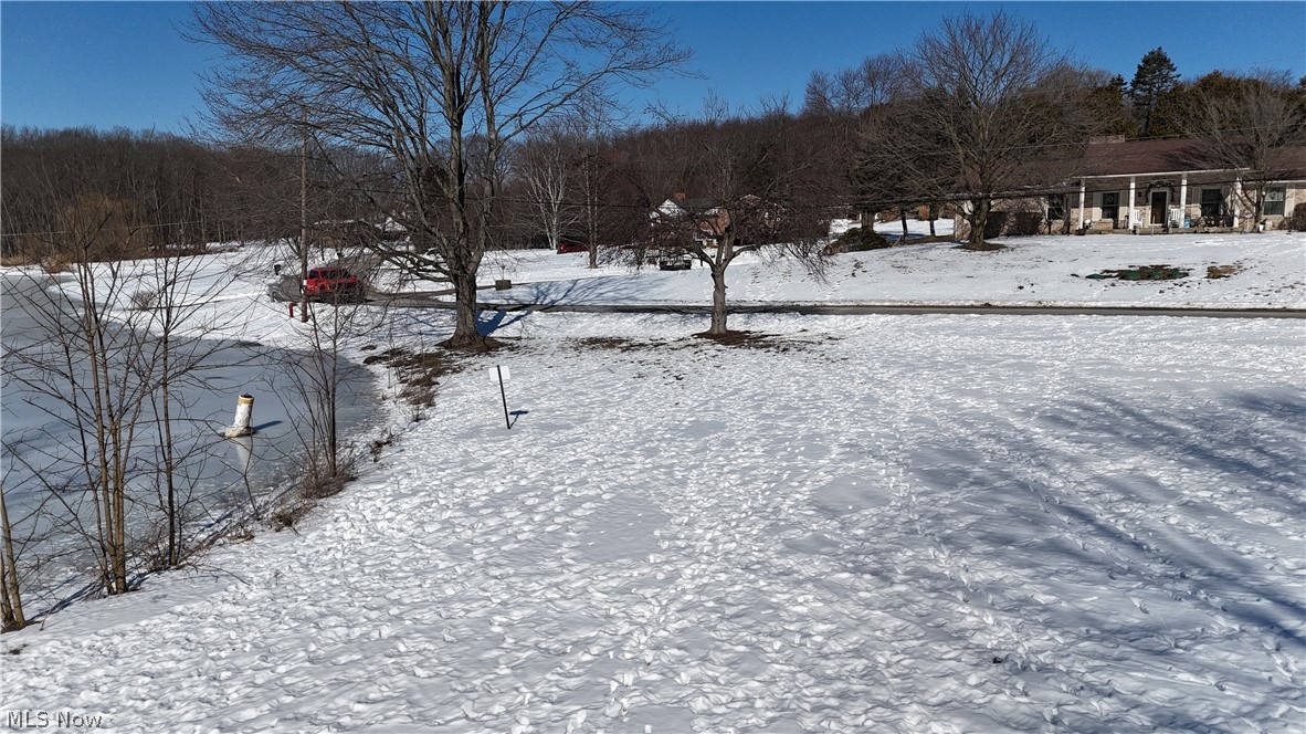 48661 Lakeview Circle East Liverpool OH 43920
