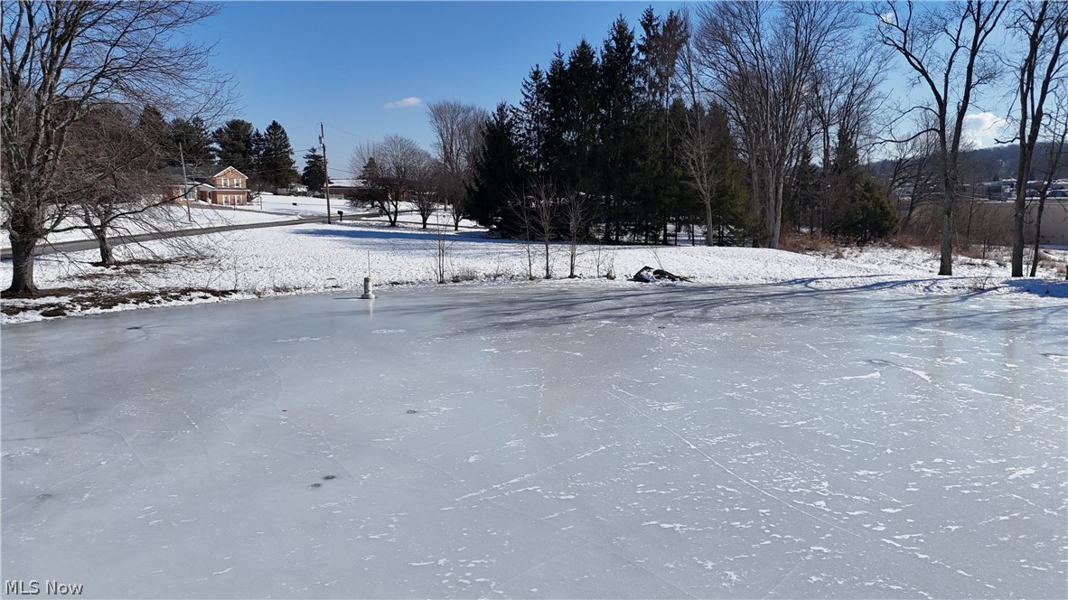 48661 Lakeview Circle East Liverpool OH 43920