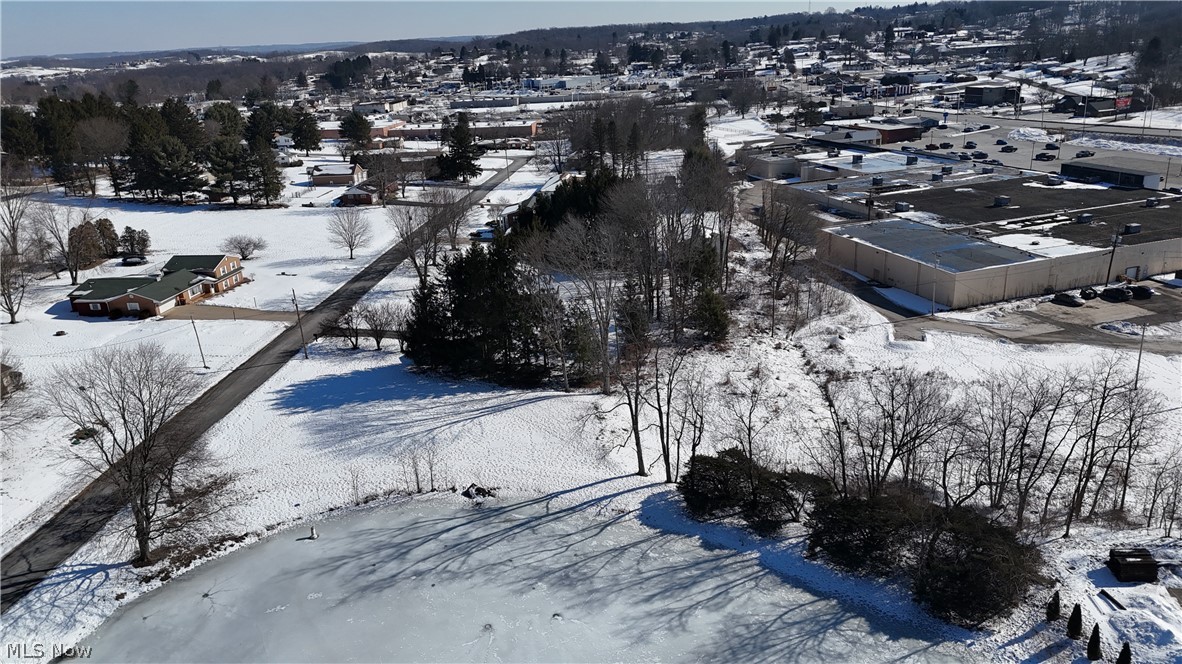 48661 Lakeview Circle East Liverpool OH 43920