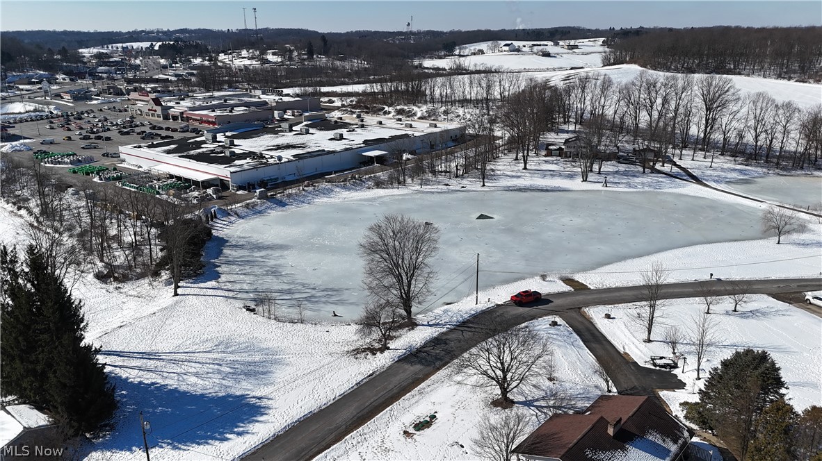 48661 Lakeview Circle East Liverpool OH 43920