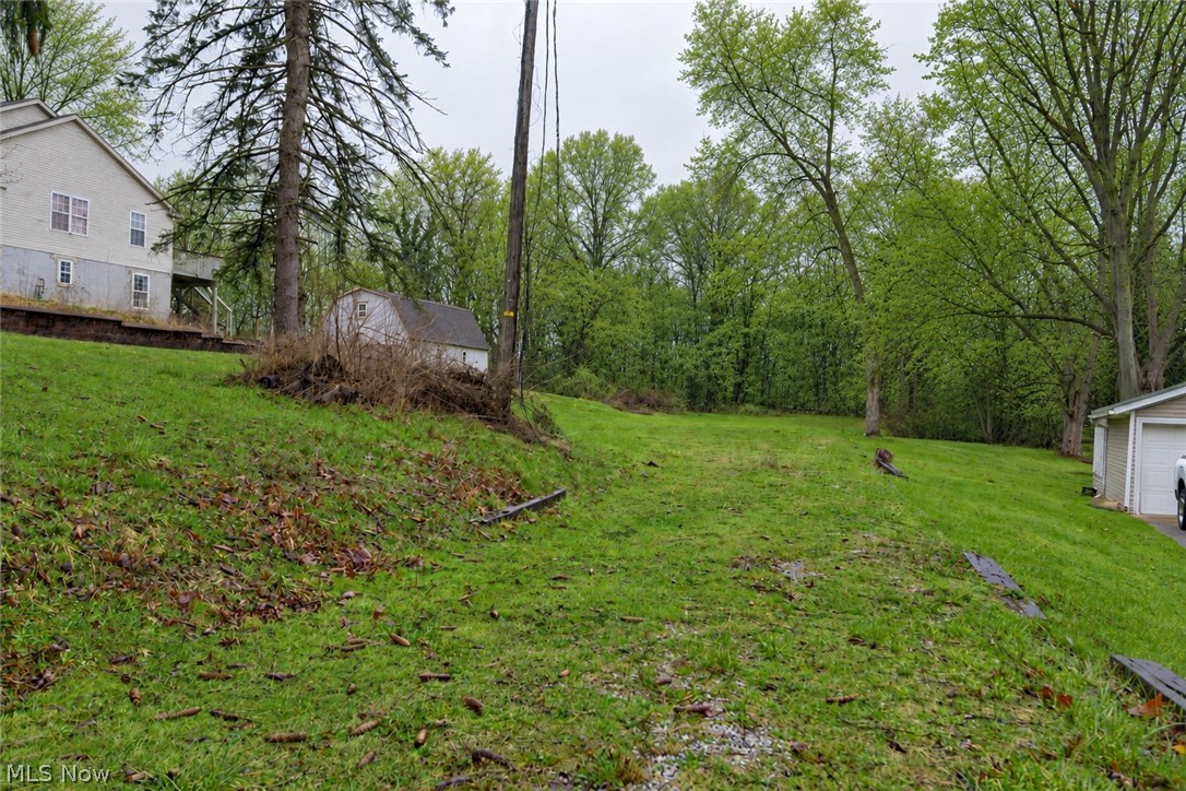 1713 Woods Road Akron OH 44306