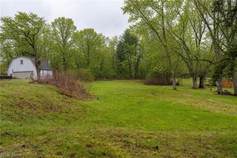 1713 Woods Road Akron OH 44306