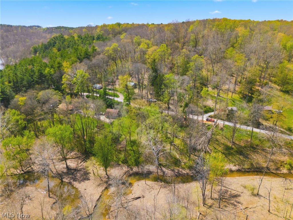 7166 Dove Road SW Carrollton OH 44615