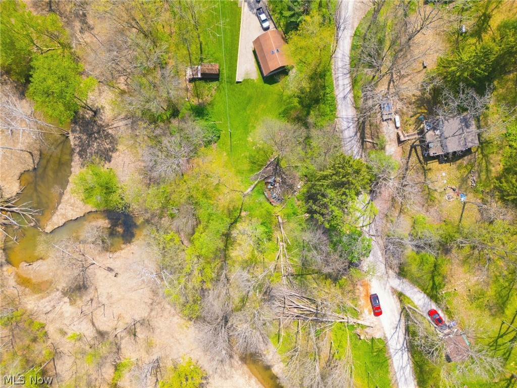 7166 Dove Road SW Carrollton OH 44615