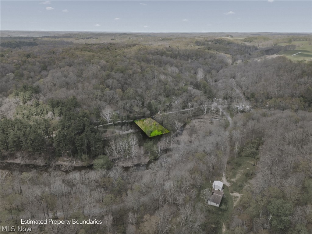 7166 Dove Road SW Carrollton OH 44615