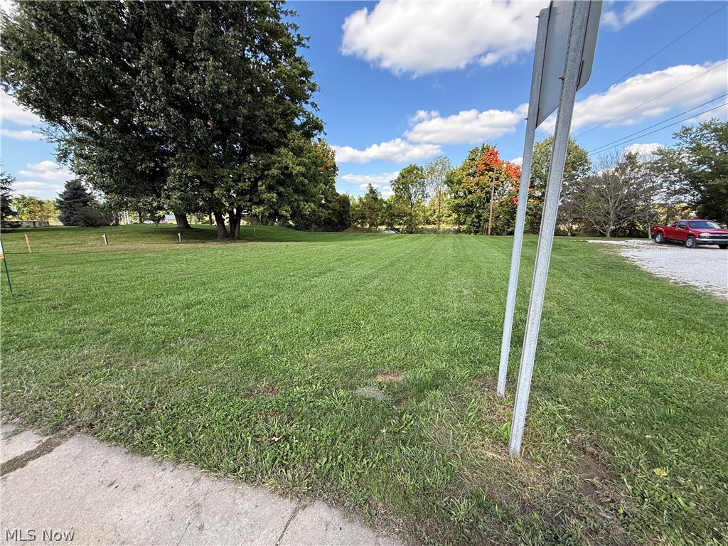 123 Commercial Avenue SE New Philadelphia OH 44663