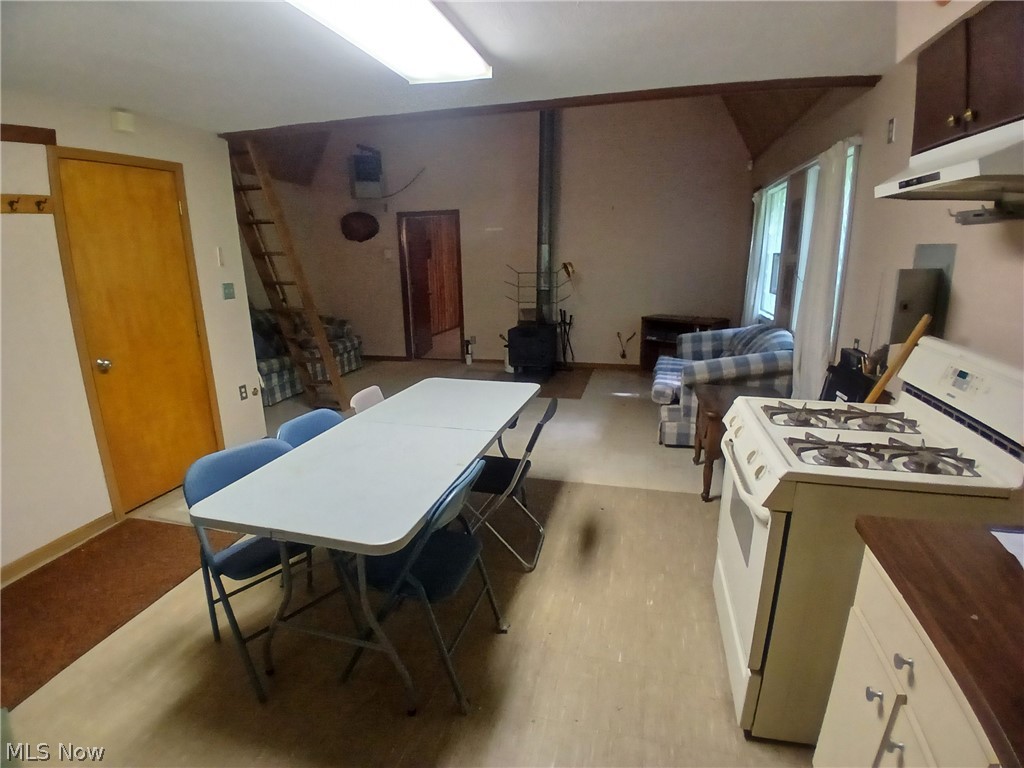 868 Township Road 278 Bergholz OH 43908