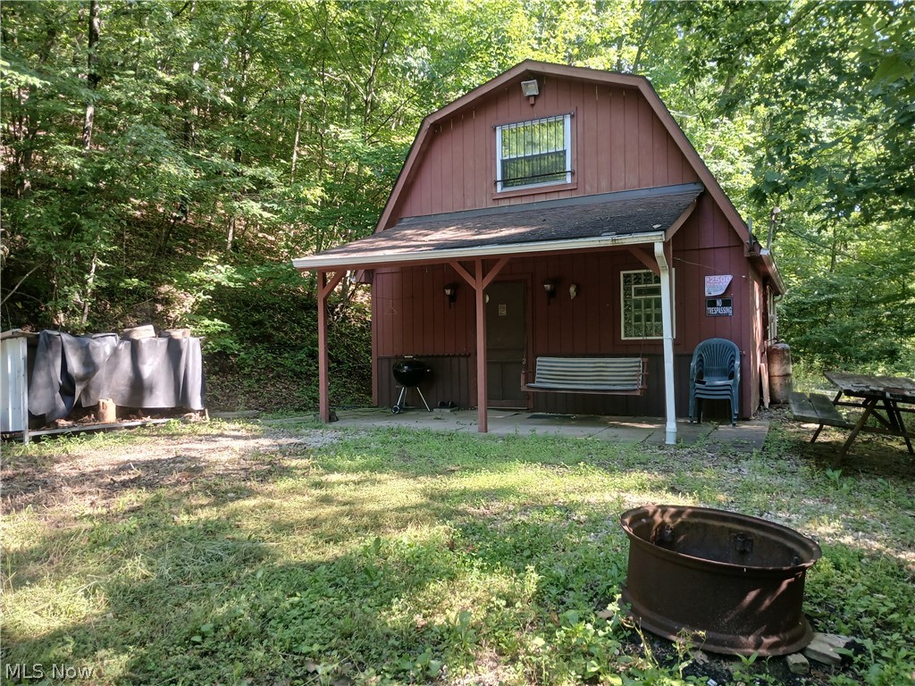 868 Township Road 278 Bergholz OH 43908