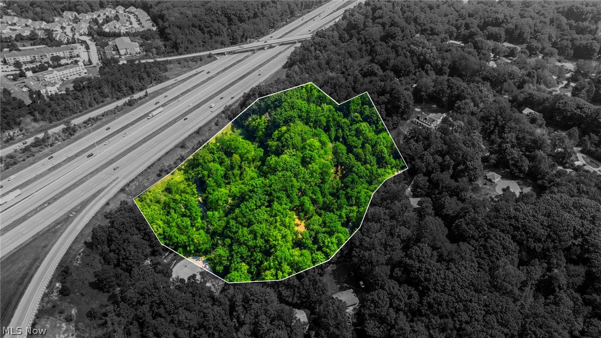 Hanna Road Willoughby Hills OH 44094