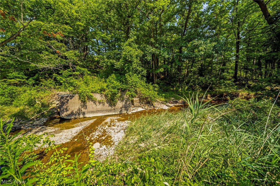 Hanna Road Willoughby Hills OH 44094