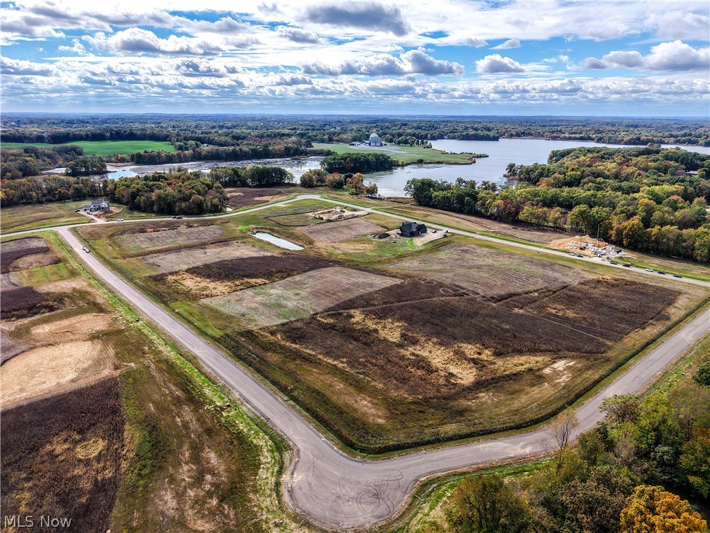 S/l 42 1254 Lakeview Drive Mogadore OH 44260