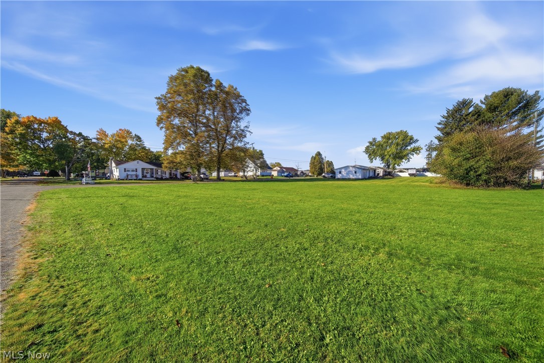 Mapleford Street SW Navarre OH 44662