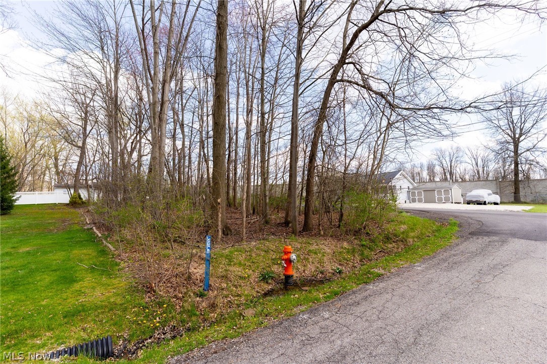 Harbor Avenue Lake Milton OH 44429