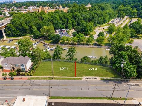 1587 Wooster Road Rocky River OH 44116