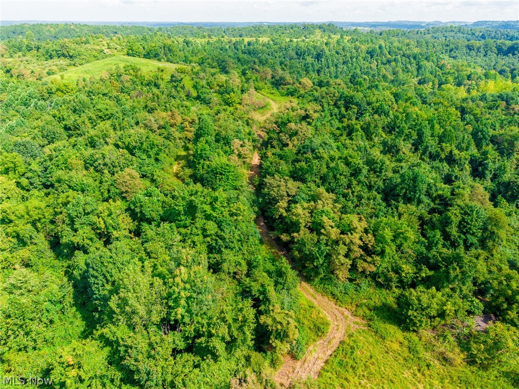 Putney Ridge Road Quaker City OH 43773