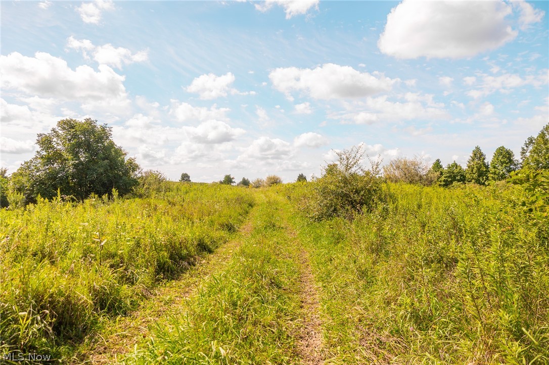 Putney Ridge Road Quaker City OH 43773