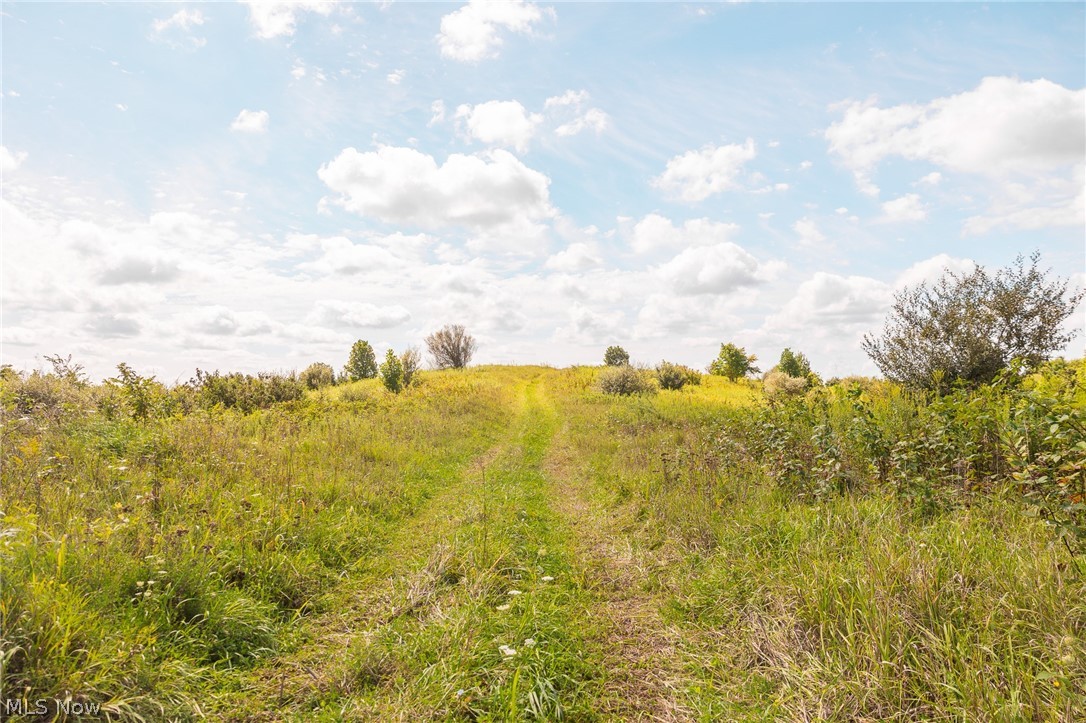 Putney Ridge Road Quaker City OH 43773