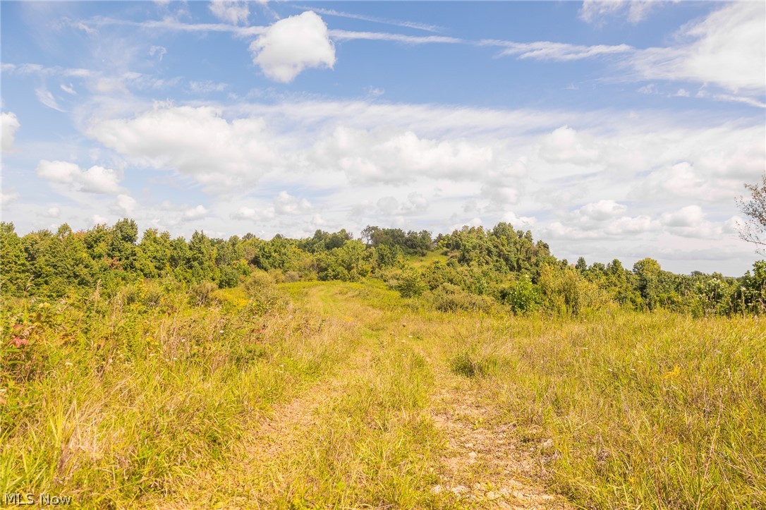 Putney Ridge Road Quaker City OH 43773