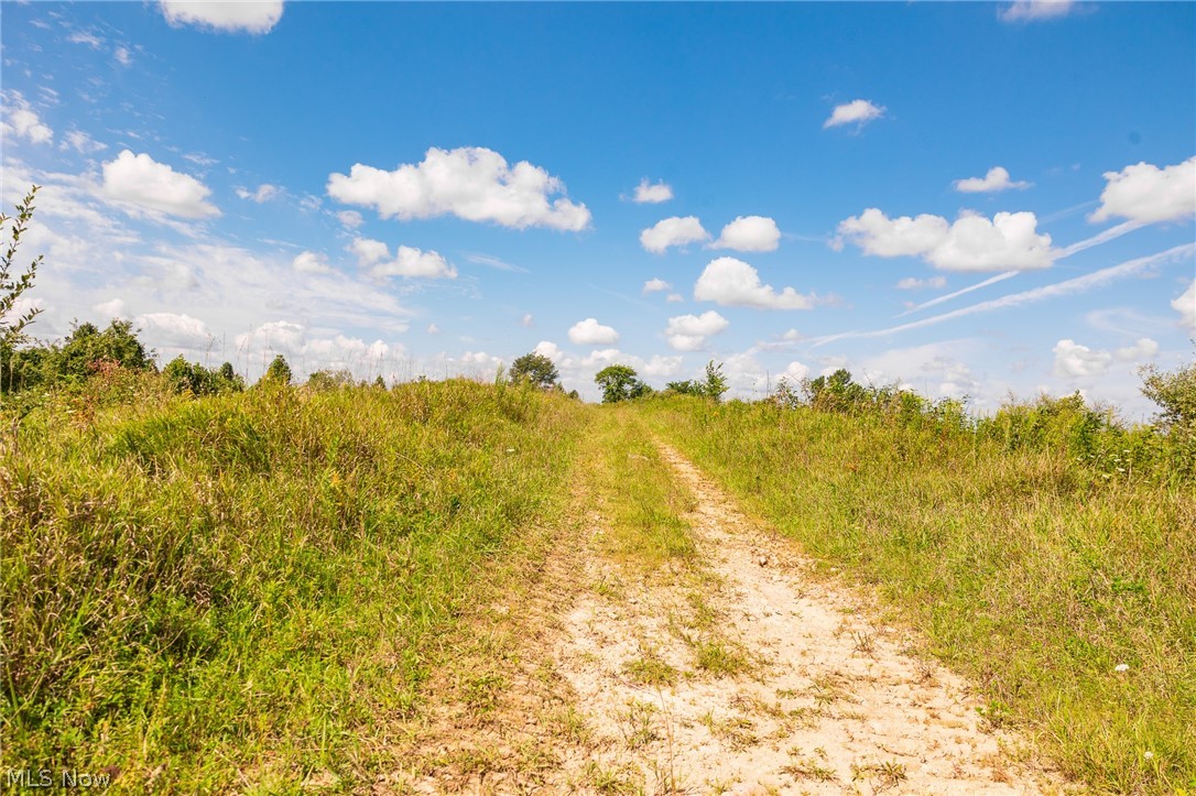 Putney Ridge Road Quaker City OH 43773