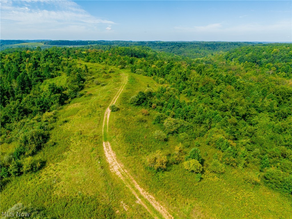 Putney Ridge Road Quaker City OH 43773