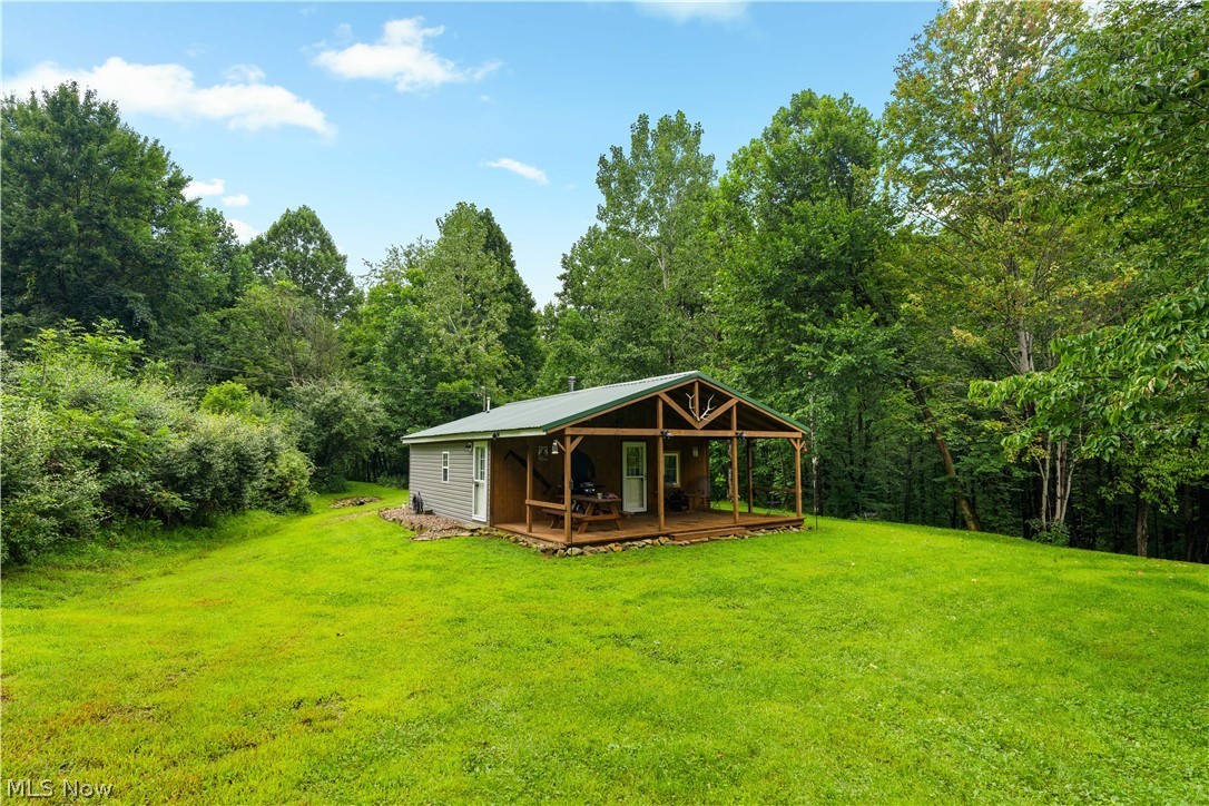 17881 Horseshoe Bend Road E Newcomerstown OH 43832