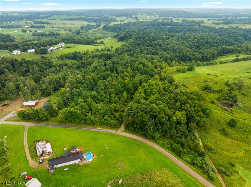 17881 Horseshoe Bend Road E Newcomerstown OH 43832