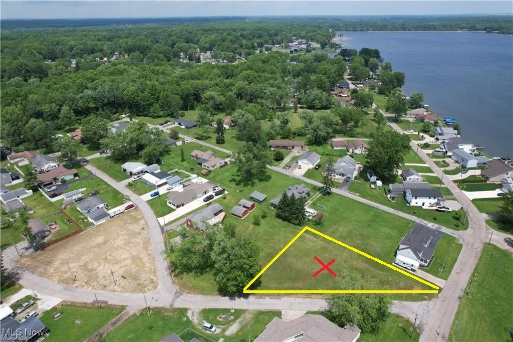 Normandy Road Lake Milton OH 44429
