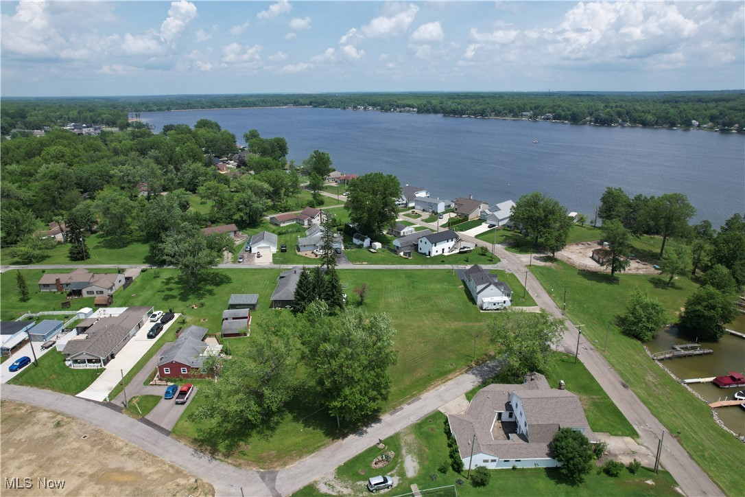 Normandy Road Lake Milton OH 44429