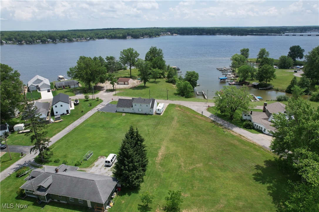 Normandy Road Lake Milton OH 44429