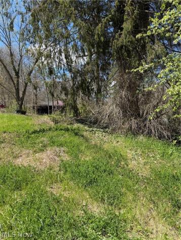 2615 Yellow Creek Road Akron OH 44333