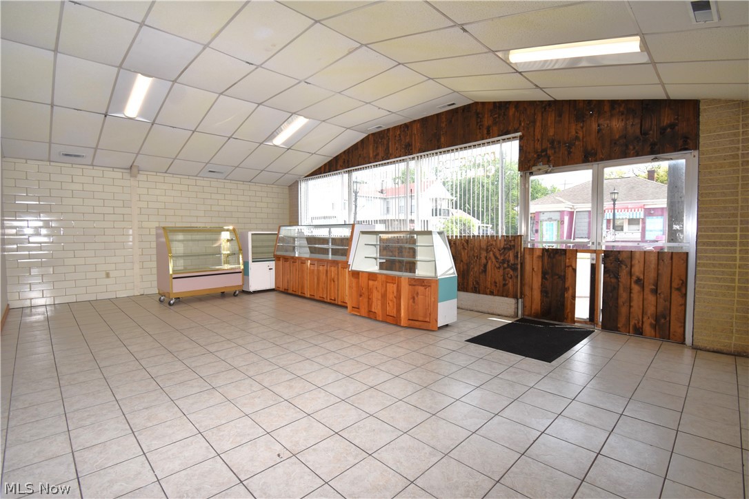 134 North Main Street Hubbard OH 44425