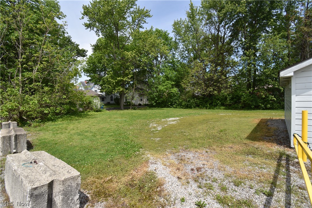 134 North Main Street Hubbard OH 44425