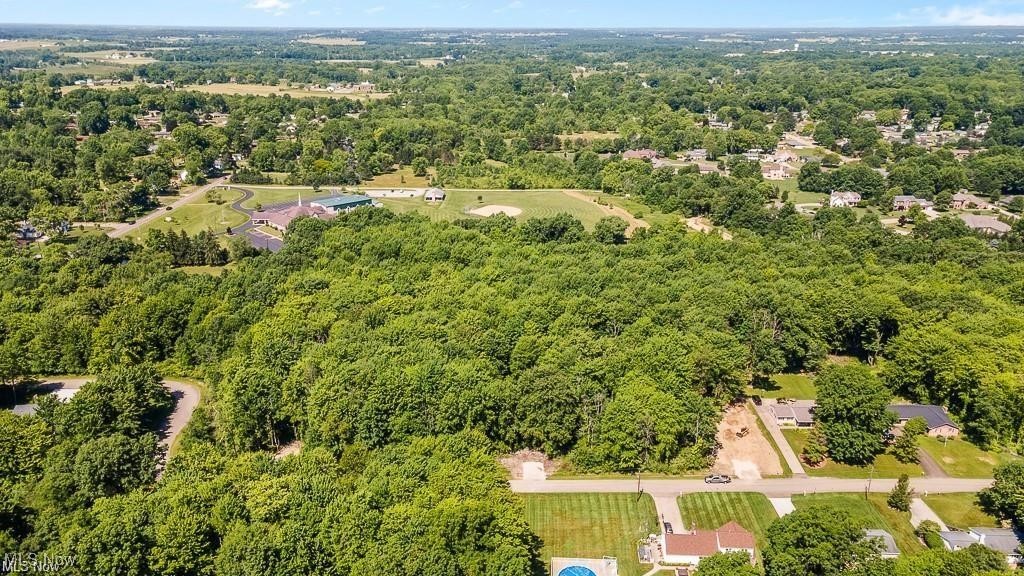 31 Colony Drive Alliance OH 44601
