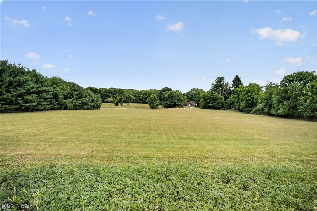 Gladdis Street SW Massillon OH 44647